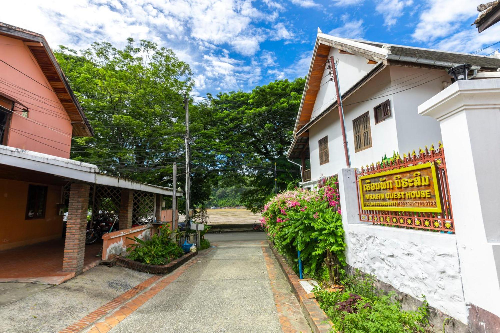 Nirasim Villa Luang Prabang Exterior foto