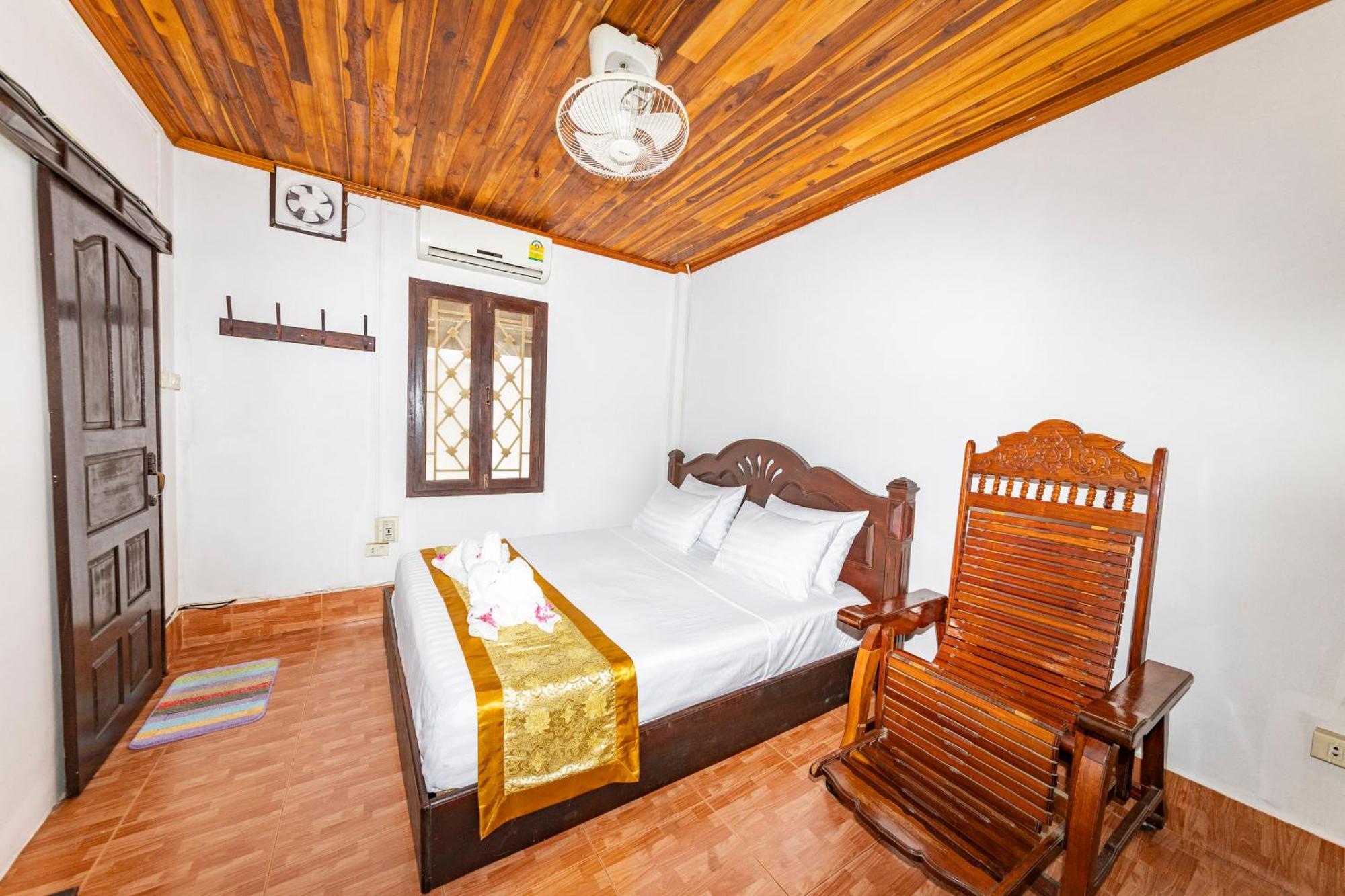 Nirasim Villa Luang Prabang Exterior foto