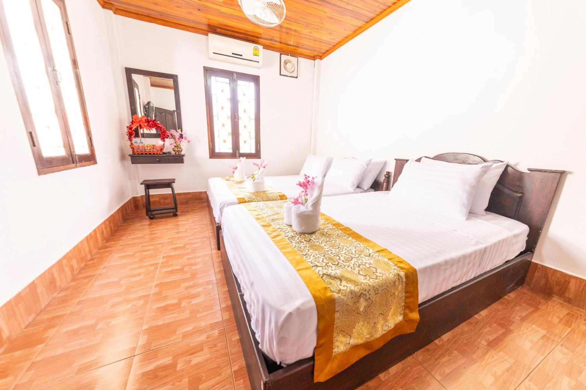 Nirasim Villa Luang Prabang Exterior foto