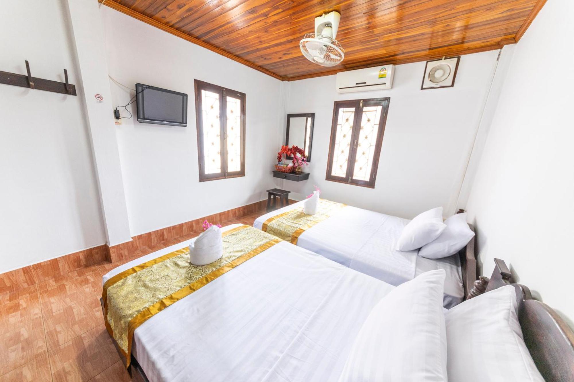 Nirasim Villa Luang Prabang Exterior foto