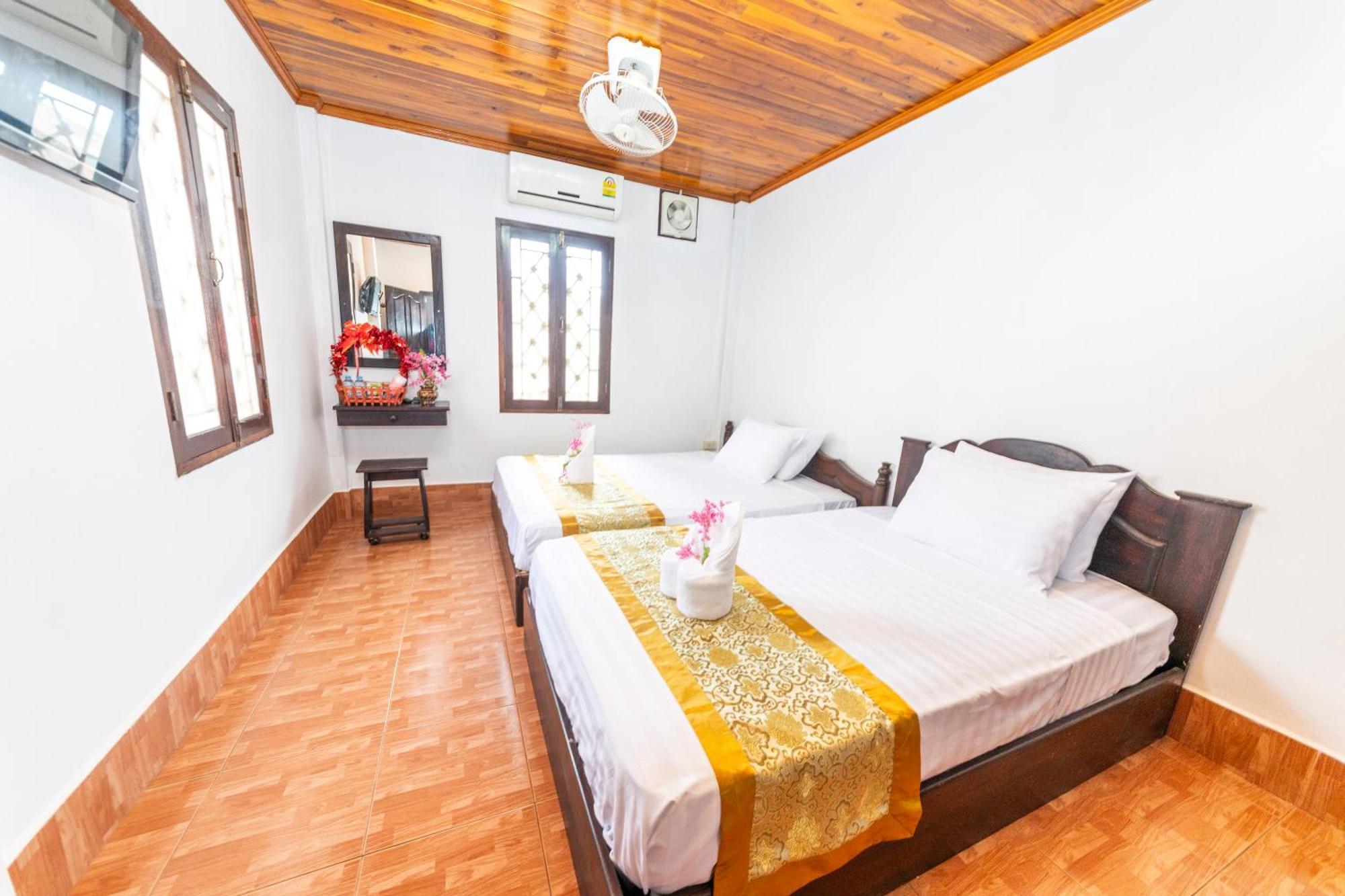 Nirasim Villa Luang Prabang Exterior foto