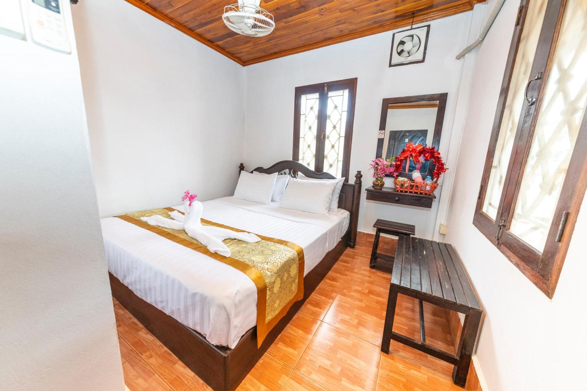 Nirasim Villa Luang Prabang Exterior foto